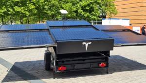 Tesla afslører ny trailer med solpaneler og Starlink!