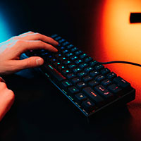 Surefire KingPin M1 Gaming Mini Tastatur m/RGB (mekanisk)